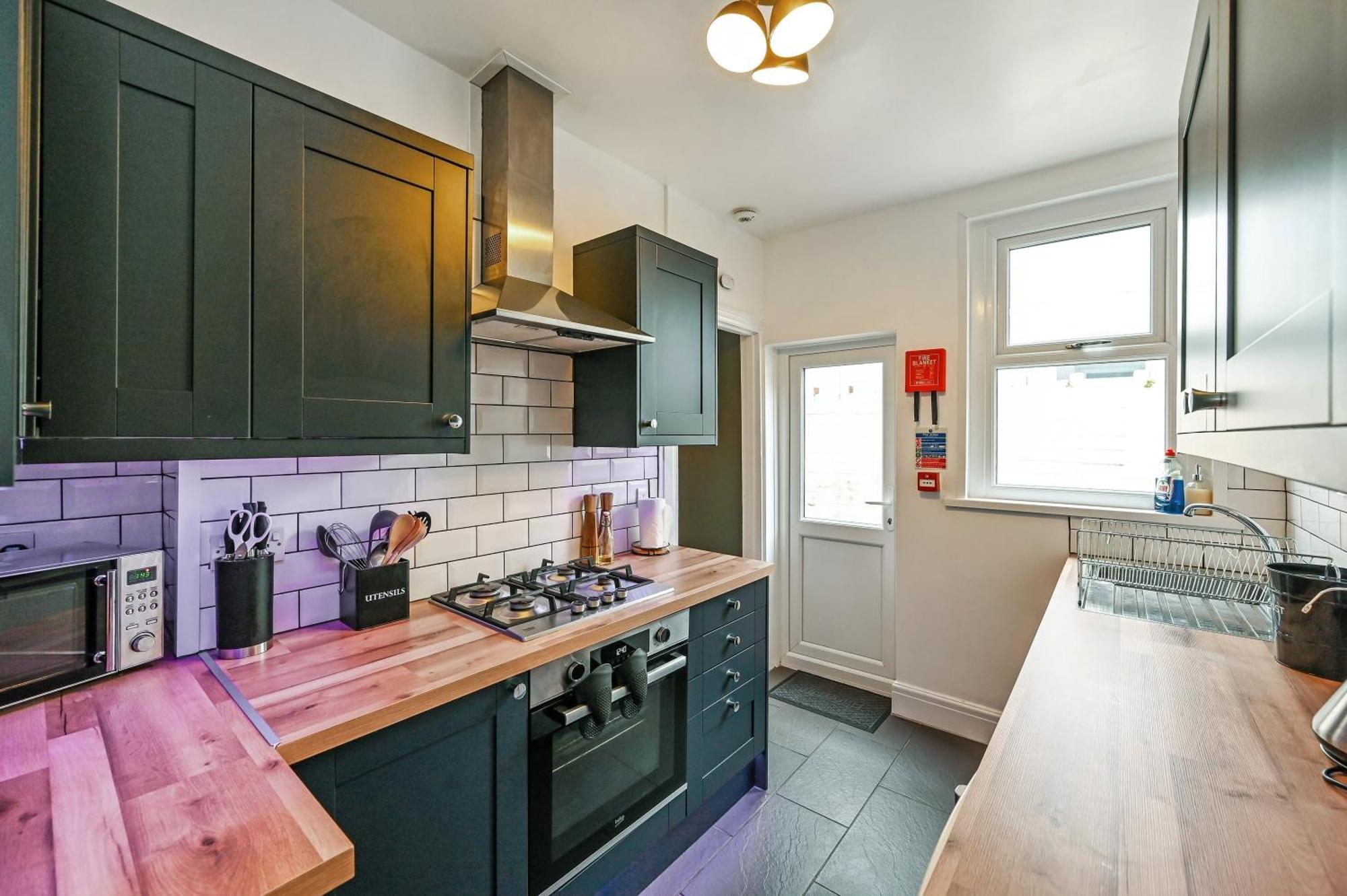 Beautiful Townhouse, Great Location - Pet Friendly Vila Cardiff Exterior foto
